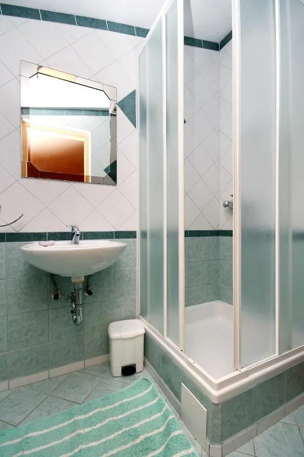 Apartments By The Sea Selce, Crikvenica - 5550